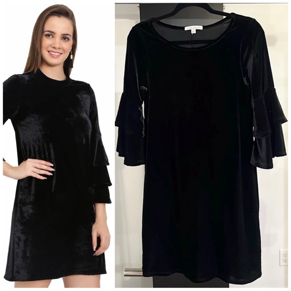 Green Envelope Black Crushed Velvet Tiered Bell Sleeve Shift Dress Small - Picture 1 of 3